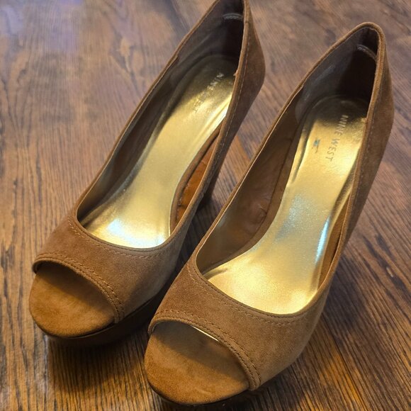 NWOT Wedge Platform Tan/Camel Suede Leather NINE WEST Sz 10 - Picture 9 of 9